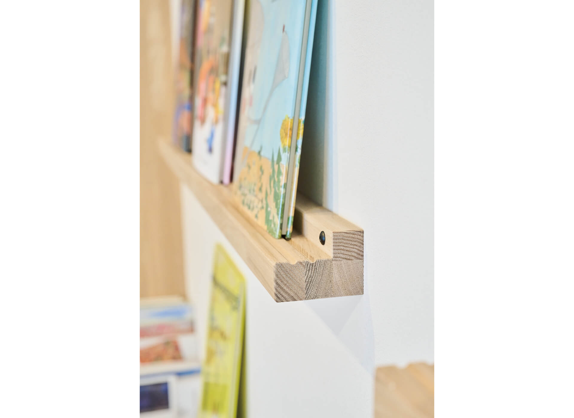 BOOK SHELF