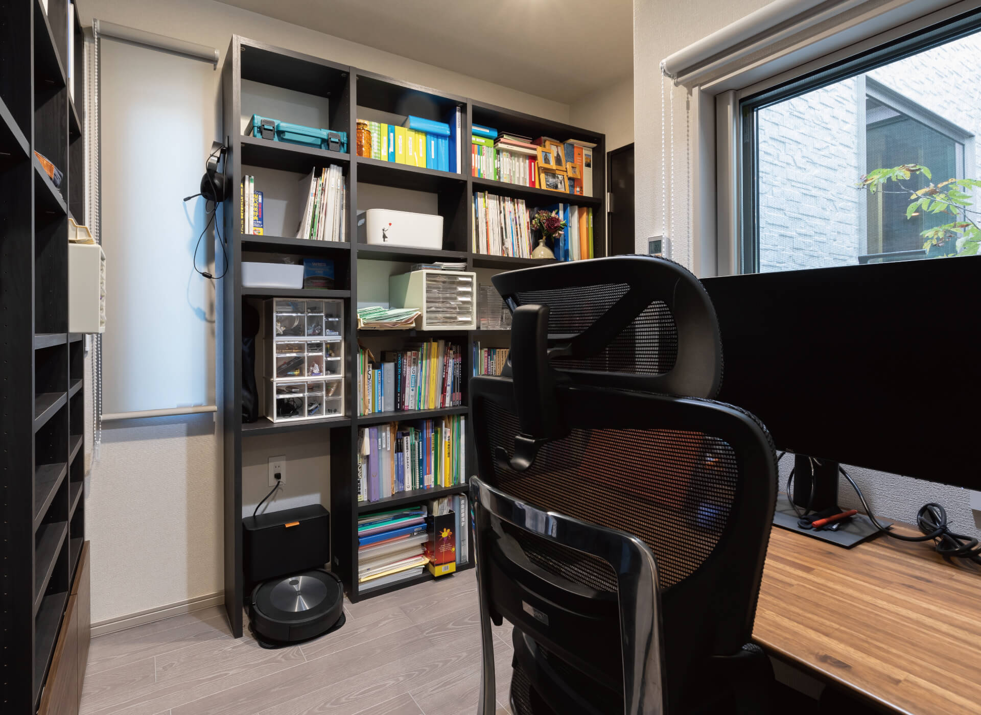 WORK ROOM